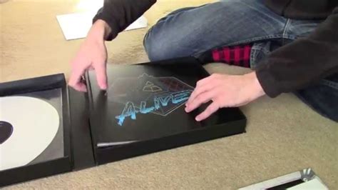 Daft Punk Alive 2007 Box Set Limited Edition Vinyl Unboxing - YouTube