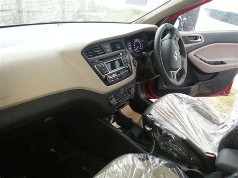 2015 Hyundai Elite i20 another interior image leaks out