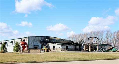 Massive fire destroys Arlington building - Heartland Energy