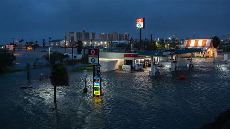 Hurricane Hanna: Storm Makes Landfall in Texas - The New York Times