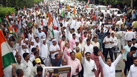 Congress protest, BJP roadshow affect traffic in central Delhi | Latest ...