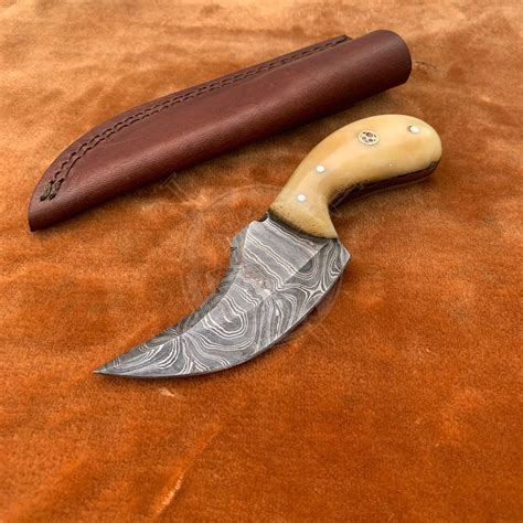 Deer Skinning Knife Handmade Damascus steel With Sheath – Killer Smith