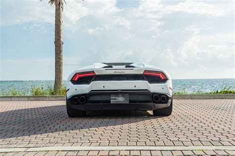 Lamborghini Huracan White - Premier Auto Boston