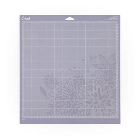 Cricut Mats Explained: Cricut Cutting Mat Sizes, Types, and Uses