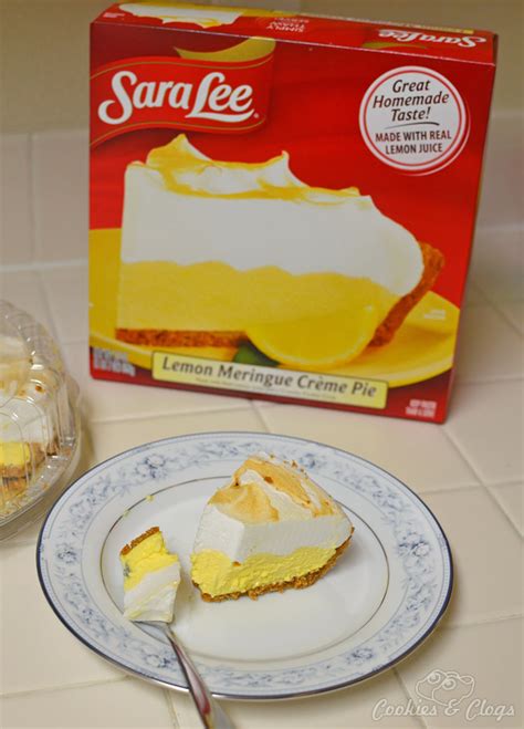 Sara Lee Desserts Review: Lemon Meringue Creme Pie #SLSweetTreats