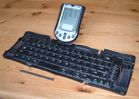 Travelling with a Palmtop - Mark Moxon's Travel Writing