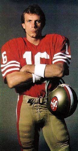 Joe Montana - THE Quarterback! Won 4 Superbowls with the San Francisco 49'ers. Joseph Cli… | Nfl ...