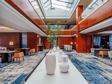 Marco Polo Jinjiang unveils new lobby lounge - SPACE | International Hotel Design