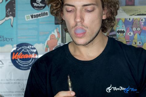 Disposable Dab Pen Guide: Weed Vaping 101 | Greendorphin.com