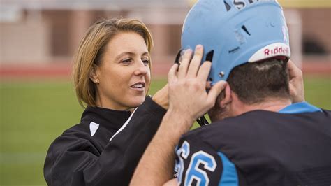 What Is an Athletic Trainer? | Children's Hospital Colorado