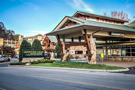 Where to Stay in Gatlinburg - Greystone Lodge