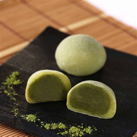 Green tea mochi recipe matcha mochi with red bean filling – Artofit