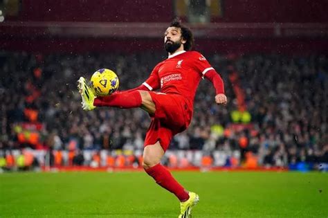 Mohamed Salah reveals reason he swapped his boots during Liverpool 4-2 ...