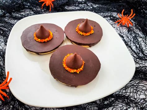 Witches’ Hat Cookies Recipe