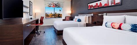 San Jose CA Hotel Rooms | Aloft San Jose Cupertino