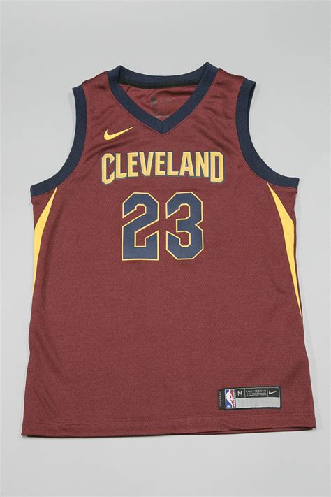 Aboli Masse royalties cleveland cavaliers nike jersey drainer Ventiler ...