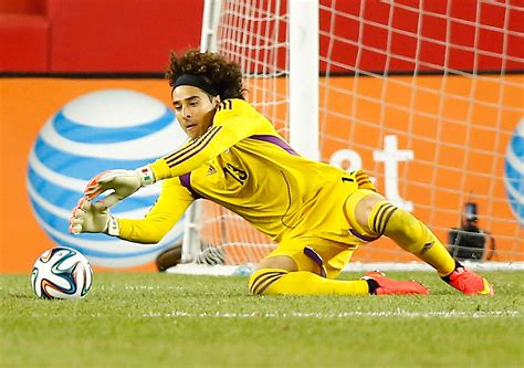 World Cup 2014 News and Rosters: Goalkeeper Guillermo Ochoa to Start for Mexico Against Cameroon ...