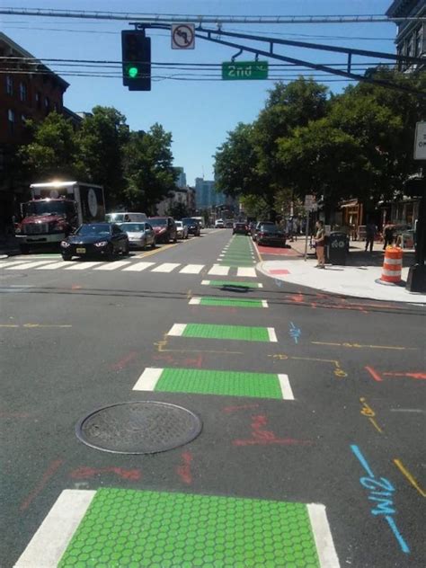 How buffered bike lanes offer additional safety value to cyclists? - ELMENS