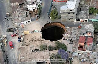 AMAZING INFO: Guatemala City : Sinkhole