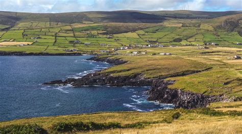 Cycling the Ring of Kerry - PILOT GUIDES