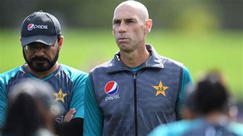 Pakistan on the hunt for new coach after Hemp's contract decision