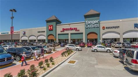 Tanger Outlet Mall in Branson, Missouri