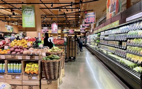 Wegmans opens Alexandria location - Alexandria Times