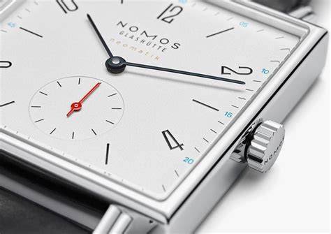 Tetra neomatik 39 — NOMOS Glashütte