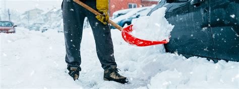 How To Dig Your Car Out From the Snow - Your AAA Network