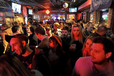 Federal Hill Bars: Your Guide to Providences Nightlife Hub