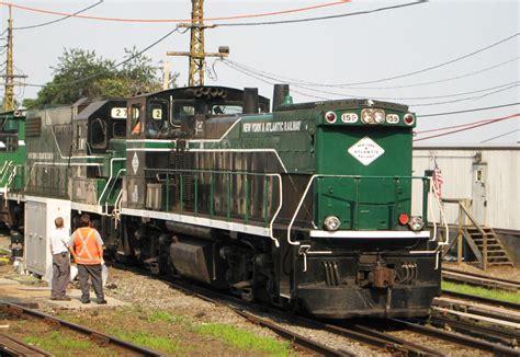 As rail freight expands, an old train line in Brooklyn and Queens could provide congestion ...