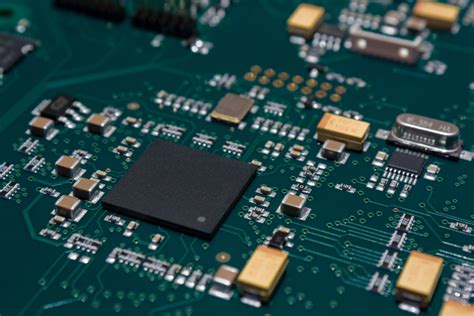 What Are The Benefits And Applications of Multilayer PCB? - JHYPCB