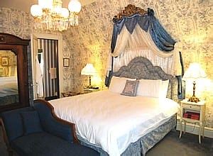 Batcheller's Mansion Inn - Superior Rooms - Saratoga Springs NY