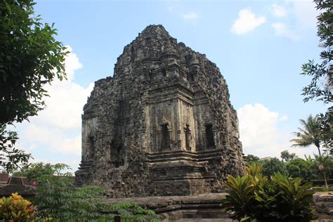 culture + visual + archives: Candi Kalasan, Yogyakarta