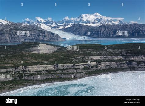 Guyot Hills, Guyot Glacier, Icy Bay, and Mount St Elias Stock Photo - Alamy