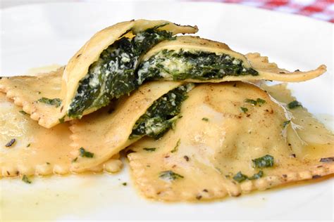 Spinach And Ricotta Ravioli Filling - Aria Art