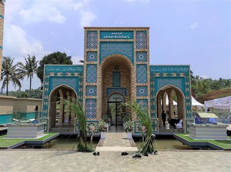 Imam Bukhari mosque opens in Indonesia