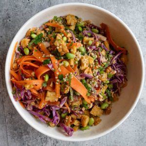 Asian Crunch Salad with Tempeh - LightLife®