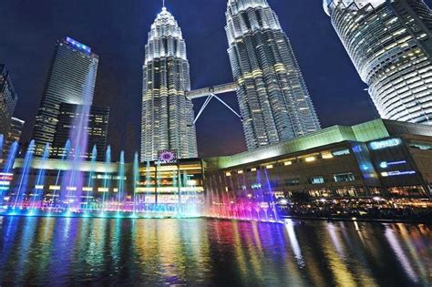 Suria KLCC - Shopping Mall in Kuala Lumpur