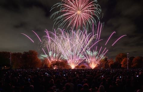 Where To Watch Fireworks On Bonfire Night 2021 In London | Londonist