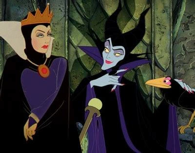 Maleficent, Evil Queen Meet-and-Greet Seemingly Removed from Mickey's ...