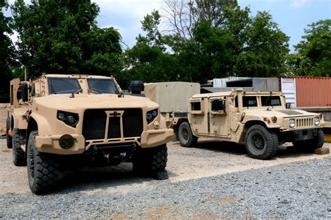 JLTV Is Tougher and Faster, but Troops Will Still Ride Into Battle on Humvees | Military.com