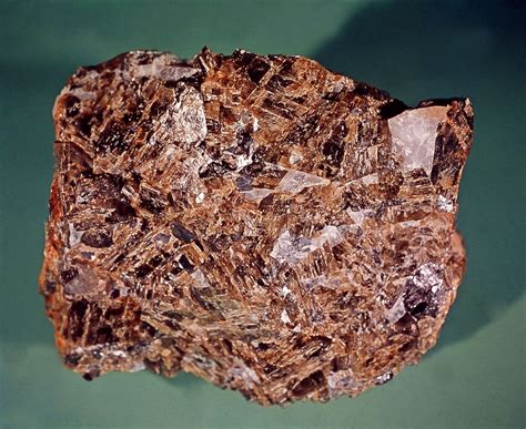 Siderite | Iron Carbonate, Carbonate Minerals, Sedimentary Rocks | Britannica