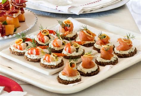Smoked salmon and prawn bites - perfect for your Christmas party this holiday season! | Savoury ...