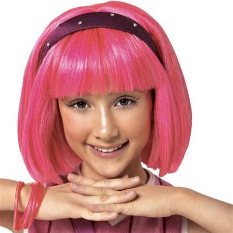 Stephanie Lazytown - YouTube