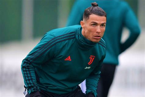 Juventus Star Cristiano Ronaldo Shows Off New Curly Hair Style | GoalBall