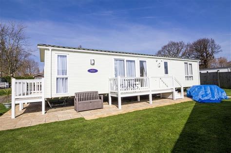 Luxury 6 berth caravan for hire at Hopton Haven holiday park in Norfolk - 80007 - UPDATED 2019 ...