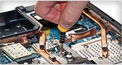 Choosing the Best Laptop Repair Service - Tech Pinger