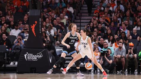 Toronto welcomes WNBA with open arms for first ever game in Canada