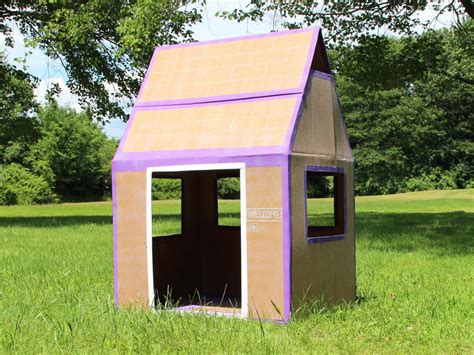 How To Make A Weatherproof Cardboard Box Fort | DIY Network Blog: Made ...